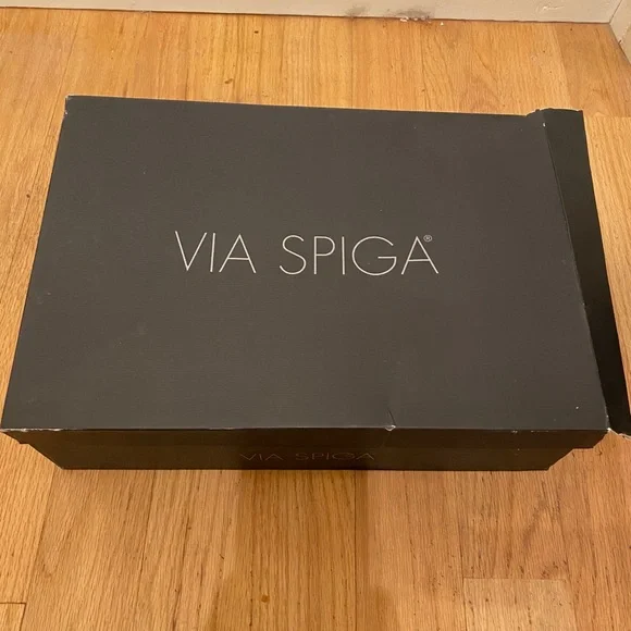 Via Spiga Black Leather Larry Calf Boots 6.5 - Picture 7 of 9